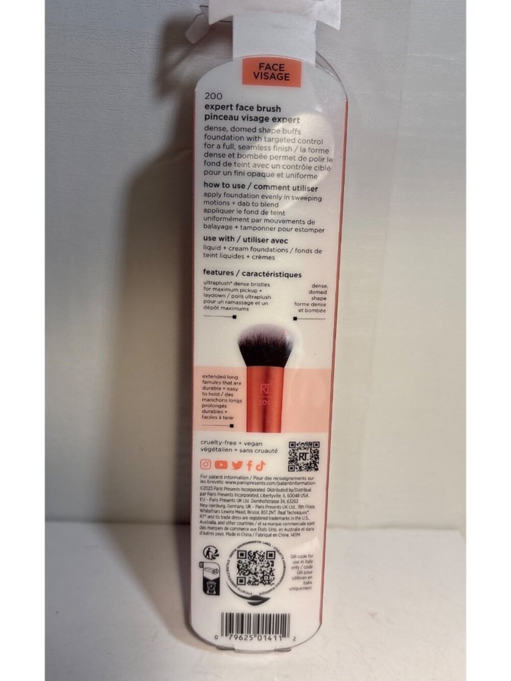 Real Techniques Makeup Brush Face 200 Expert For Liquid & Cream Foundation - Picture 4 of 6